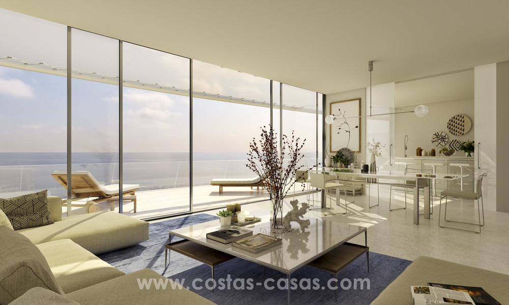 Appartements modernes de luxe en première ligne de plage à vendre à Estepona, Costa del Sol. Prêt à emménager 3828