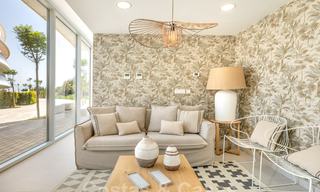 Appartements modernes de luxe en première ligne de plage à vendre à Estepona, Costa del Sol. Prêt à emménager 27760 
