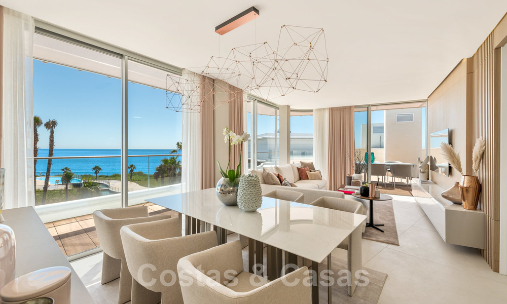 Appartements modernes de luxe en première ligne de plage à vendre à Estepona, Costa del Sol. Prêt à emménager 27766