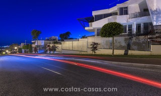 Maisons de ville modernes de luxe à vendre à Sierra Blanca, Mille d'Or, Marbella 7402 