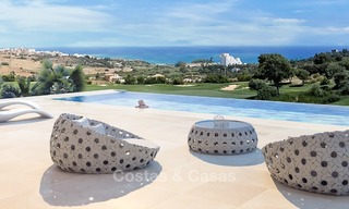 Nouvelle villa Moderne à vendre, sur le Golf, avec Vue Mer, à Estepona, Costa del Sol 356 