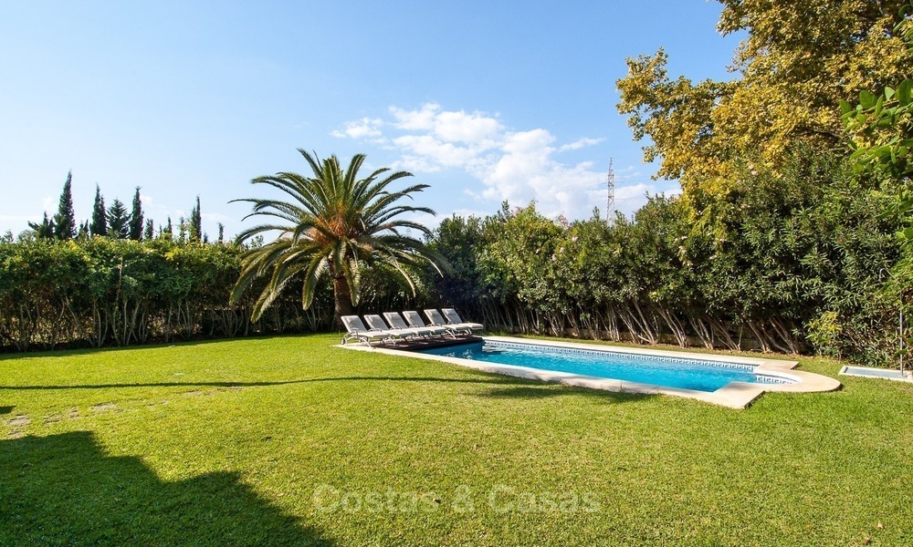 Spacieuse villa à vendre à Nueva Andalucia, Marbella à quelques pas de toutes les commodités et Puerto Banùs 498