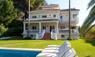 Spacieuse villa à vendre à Nueva Andalucia, Marbella à quelques pas de toutes les commodités et Puerto Banùs 517 