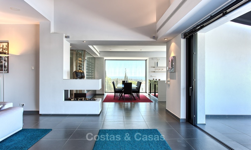 Villa spectaculaire et moderne à vendre avec vue sur mer et golf à Benahavis - Marbella 1017