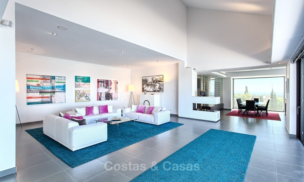 Villa spectaculaire et moderne à vendre avec vue sur mer et golf à Benahavis - Marbella 1021