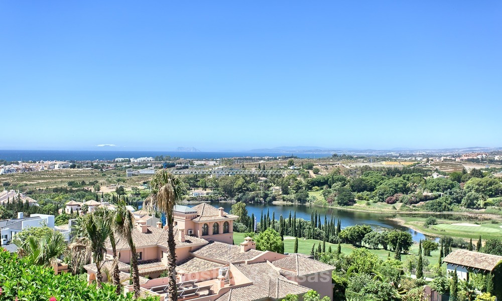 Villa spectaculaire et moderne à vendre avec vue sur mer et golf à Benahavis - Marbella 1031
