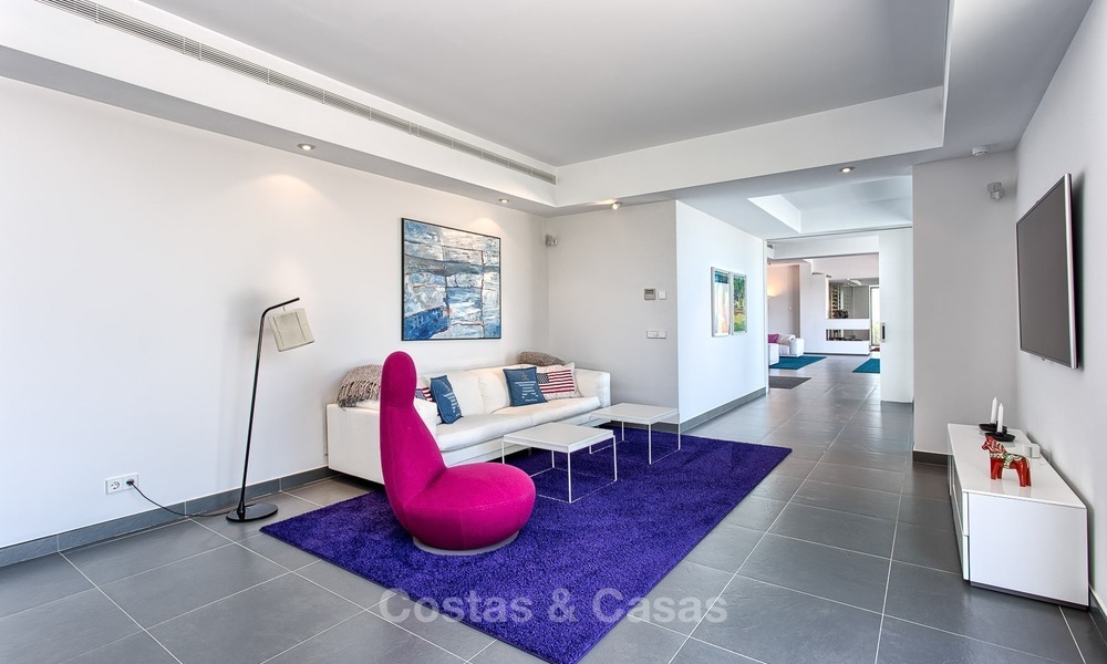 Villa spectaculaire et moderne à vendre avec vue sur mer et golf à Benahavis - Marbella 1033