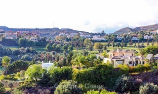 Villa Luxueuse et Moderne avec vue Mer et Golf à vendre à Benahavis, Marbella 1127 