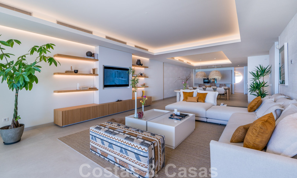 Appartements Luxueux à vendre, Face à la Mer Méditerranée, à Estepona centre 40595