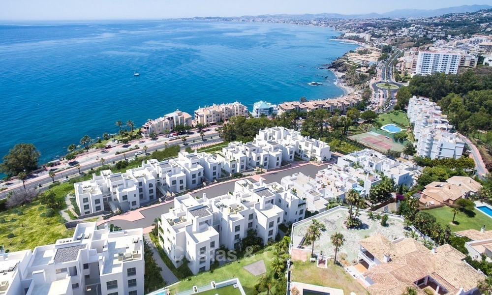 Appartements Modernes à vendre avec Vue Mer, situé à 100 mètres de la Plage de Benalmádena, Costa del Sol. 1282