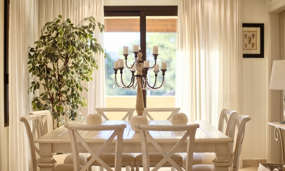 Bonne affaire! Appartement de Luxe au Rez-de-chaussée avec Piscine Privée à Aloha, Nueva Andalucia, Marbella 1375
