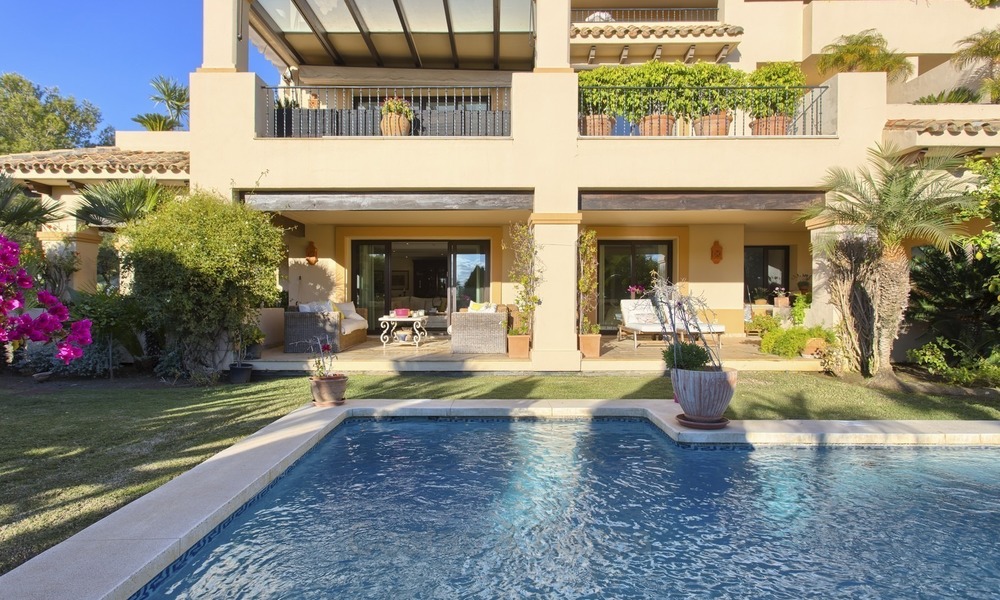 Bonne affaire! Appartement de Luxe au Rez-de-chaussée avec Piscine Privée à Aloha, Nueva Andalucia, Marbella 1382