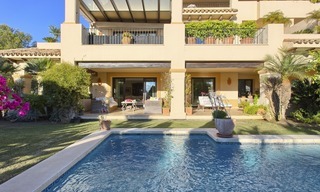 Bonne affaire! Appartement de Luxe au Rez-de-chaussée avec Piscine Privée à Aloha, Nueva Andalucia, Marbella 1382 