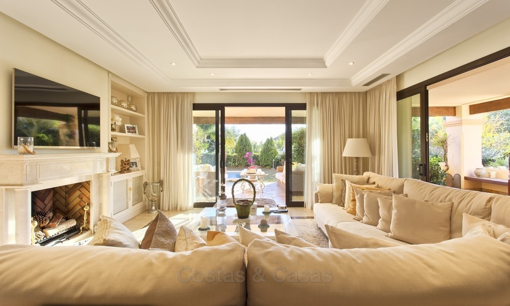 Bonne affaire! Appartement de Luxe au Rez-de-chaussée avec Piscine Privée à Aloha, Nueva Andalucia, Marbella 1391