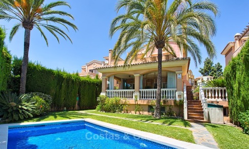 Spacieuse Villa à vendre, à distance de Marche du Centre de Marbella et de la Plage 1658