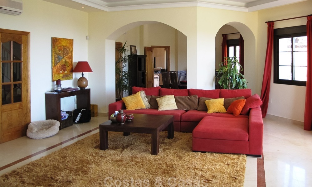 Villa à vendre avec vue Mer et Montagnes dans une Résidence Sécurisée à La Quinta, Benahavis - Marbella 2018