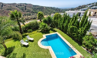 Villa à vendre avec vue Mer et Montagnes dans une Résidence Sécurisée à La Quinta, Benahavis - Marbella 2037 