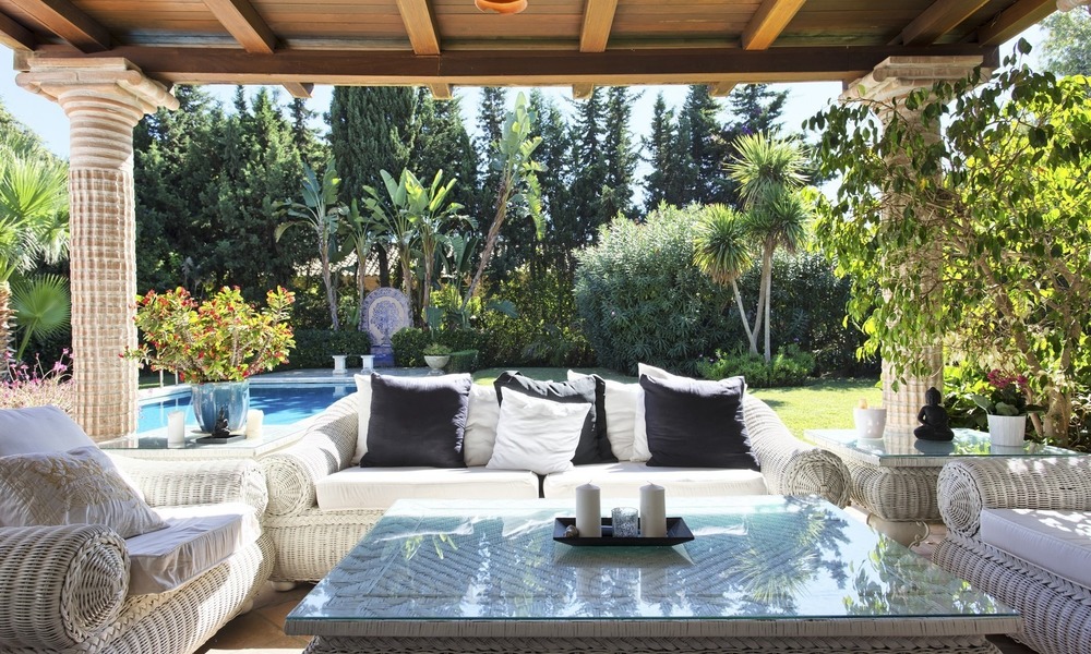 Villa à vendre: Bungalow situé sur le New Golden Mile, prêt de la Plage, á Marbella, Estepona 2238