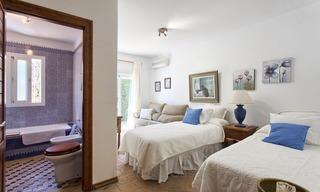 Villa à vendre: Bungalow situé sur le New Golden Mile, prêt de la Plage, á Marbella, Estepona 2205 
