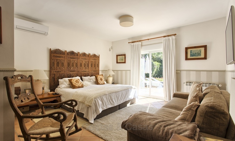 Villa à vendre: Bungalow situé sur le New Golden Mile, prêt de la Plage, á Marbella, Estepona 2216
