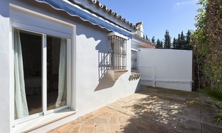 Villa à vendre: Bungalow situé sur le New Golden Mile, prêt de la Plage, á Marbella, Estepona 2233 