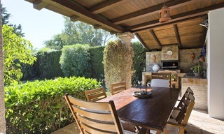 Villa à vendre: Bungalow situé sur le New Golden Mile, prêt de la Plage, á Marbella, Estepona 2234 