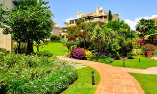 Appartement de luxe, moderne, rénové, Frontline golf à vendre à Nueva Andalucia - Marbella 2894 