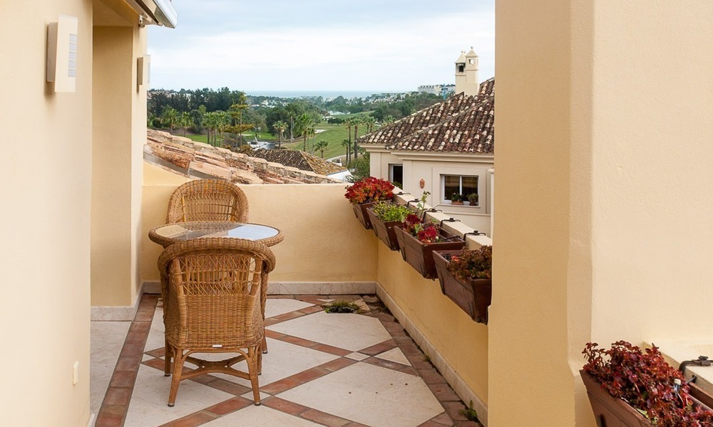 Penthouse de luxe à vendre, directement sur le Golf à Nueva Andalucia - Marbella 2454