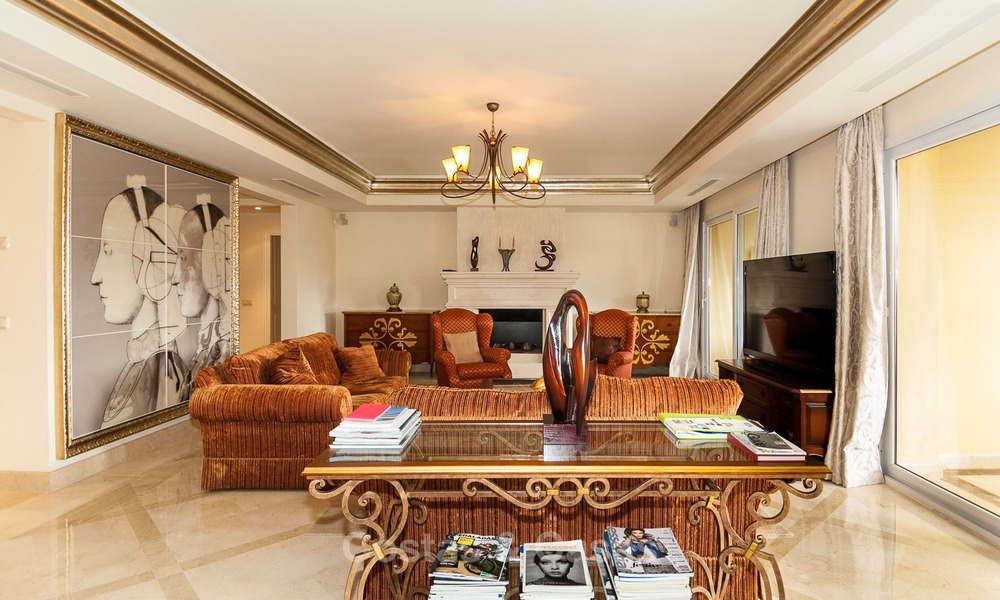 Penthouse de luxe à vendre, directement sur le Golf à Nueva Andalucia - Marbella 2458