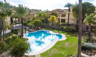 Penthouse de luxe à vendre, directement sur le Golf à Nueva Andalucia - Marbella 2460 