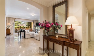Appartement spacieux de luxe à vendre, première ligne de golf à Nueva Andalucia - Marbella 4079 