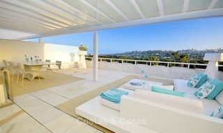 Penthouse de luxe, spacieux et moderne à vendre, Première ligne de Golf à Nueva Andalucia - Marbella 2546 