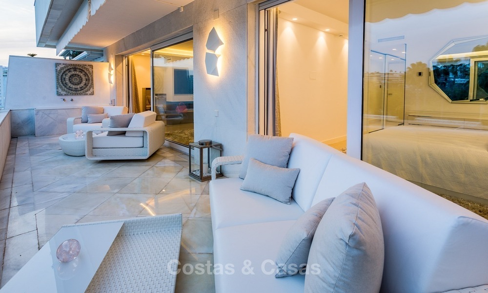 Penthouse de luxe, spacieux et moderne à vendre, Première ligne de Golf à Nueva Andalucia - Marbella 2567