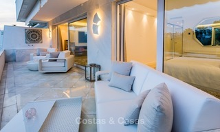 Penthouse de luxe, spacieux et moderne à vendre, Première ligne de Golf à Nueva Andalucia - Marbella 2567 