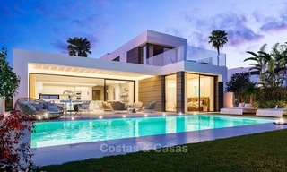 Villas Contemporaines et Modernes avec vue mer à vendre, à distance de marche de la Plage et de la Marina - Marbella Est - Mijas 2819 