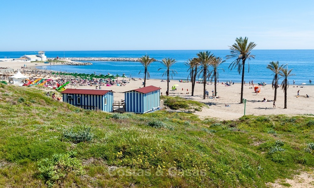 Villas Contemporaines et Modernes avec vue mer à vendre, à distance de marche de la Plage et de la Marina - Marbella Est - Mijas 2738