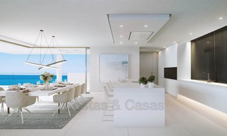 Appartements Modernes et Exclusives à vendre, en premier ligne de Mer, New Golden Mile, Marbella - Estepona 3042 
