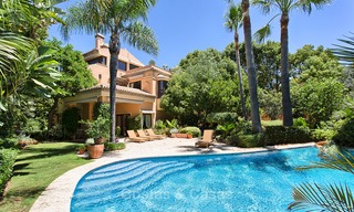 Villa Classique de Qualité à vendre sur le Golden Mile, Marbella. Prix réduit! 3142 