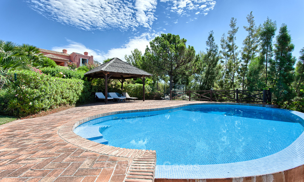 Villa de style Espagnol Vue Panoramique à vendre Luxueux Resort de Golf sécurisé Benahavis - Marbella 3176
