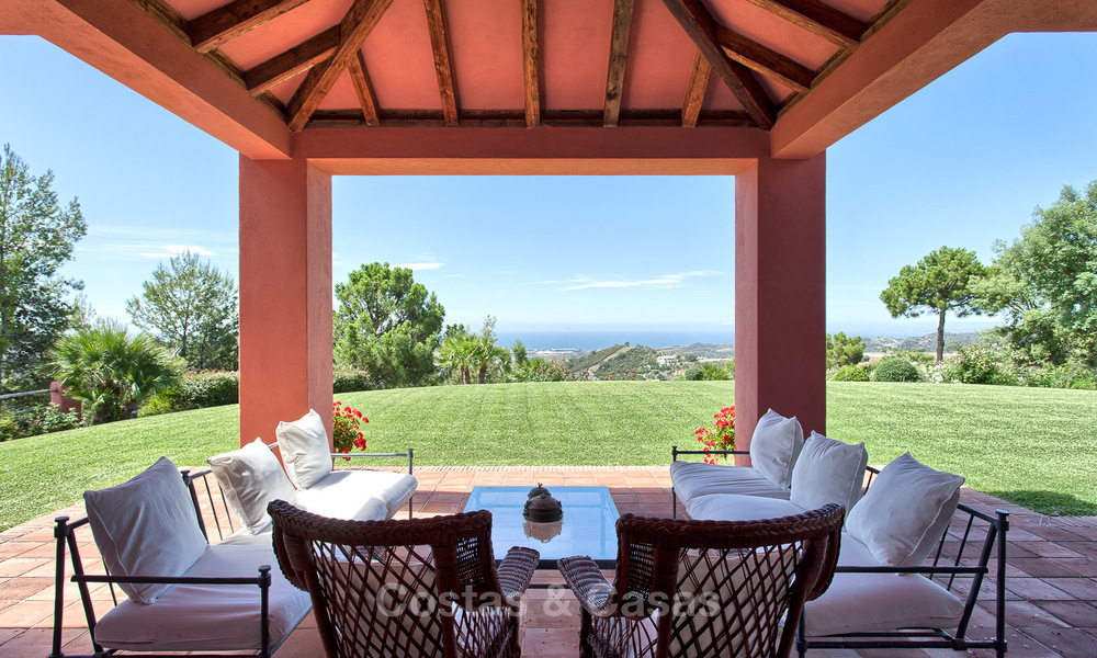 Villa de style Espagnol Vue Panoramique à vendre Luxueux Resort de Golf sécurisé Benahavis - Marbella 3179