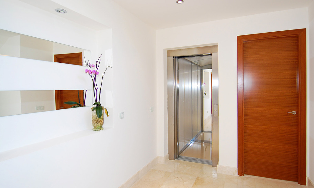 Villas de luxe contemporaines à vendre dans la zone de Marbella - Benahavis 30431