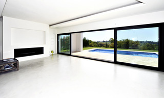 Villas de luxe contemporaines à vendre dans la zone de Marbella - Benahavis 30443 