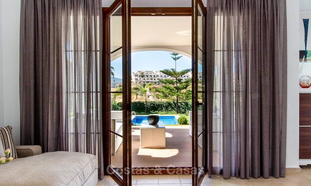 Nouvelle villa de luxe à vendre, golf de première ligne dans un complexe de golf fermé, New Golden Mile, Marbella - Estepona 3499