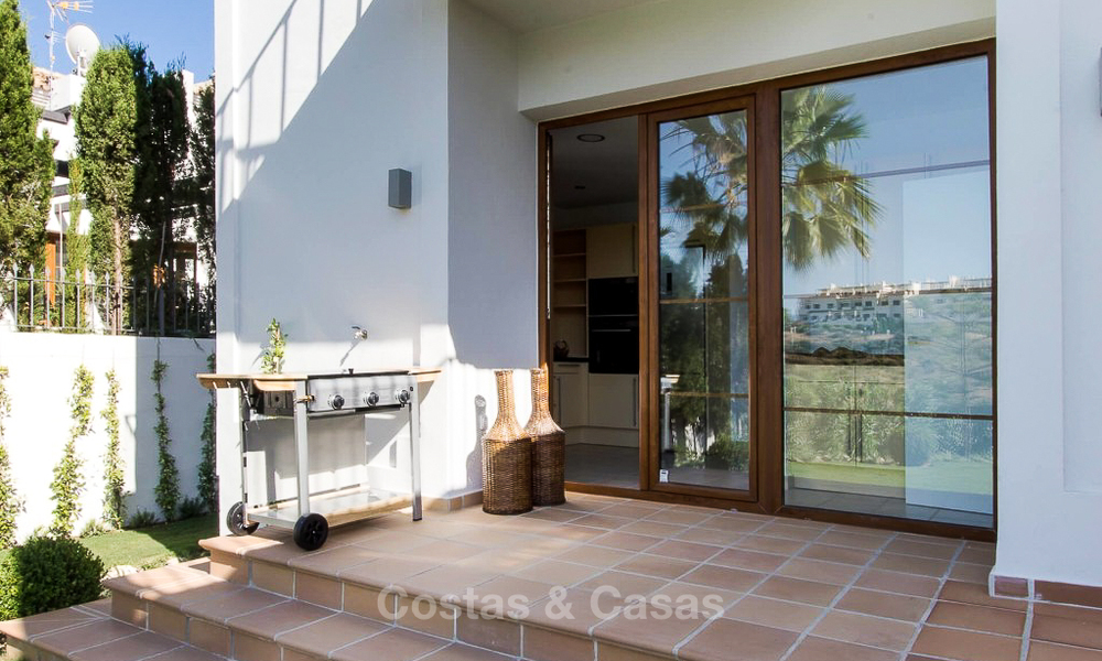 Nouvelle villa de luxe à vendre, golf de première ligne dans un complexe de golf fermé, New Golden Mile, Marbella - Estepona 3534
