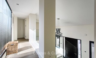 Belle villa de luxe à vendre, rénovée et spacieuse avec des vues majestueuses sur mer à Marbella 3611 