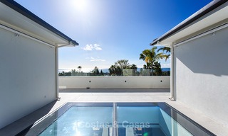Belle villa de luxe à vendre, rénovée et spacieuse avec des vues majestueuses sur mer à Marbella 3570 