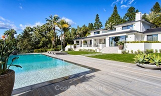 Belle villa de luxe à vendre, rénovée et spacieuse avec des vues majestueuses sur mer à Marbella 3601 