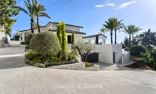 Belle villa de luxe à vendre, rénovée et spacieuse avec des vues majestueuses sur mer à Marbella 3606 
