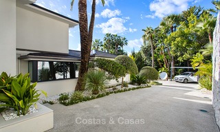 Belle villa de luxe à vendre, rénovée et spacieuse avec des vues majestueuses sur mer à Marbella 3607 
