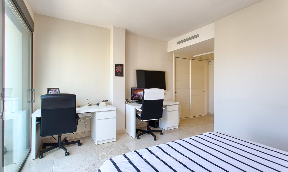 Luxe, moderne, spacieux appartement à vendre dans un complexe de golf 5 étoiles sur le New Golden Mile à Benahavis - Marbella 3676